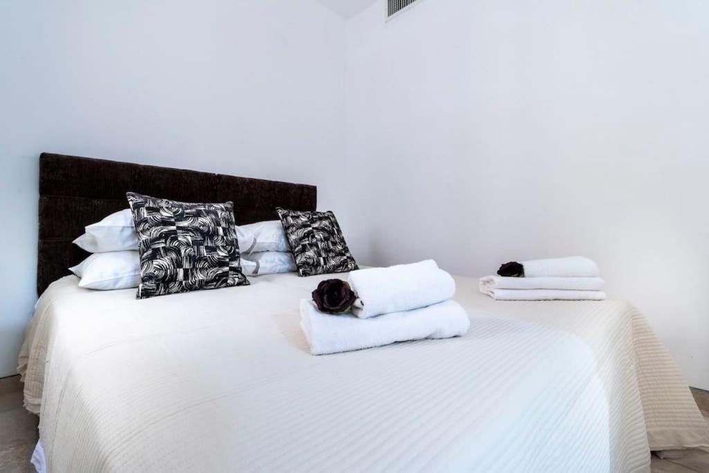 Luxury 3 Bedroom Apt, Harav Kook7 Kudüs Dış mekan fotoğraf