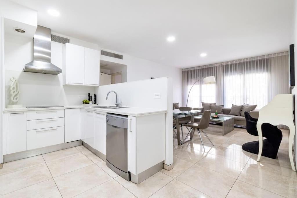 Luxury 3 Bedroom Apt, Harav Kook7 Kudüs Dış mekan fotoğraf
