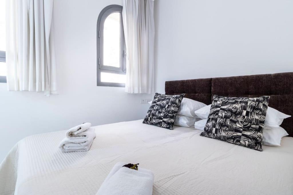 Luxury 3 Bedroom Apt, Harav Kook7 Kudüs Dış mekan fotoğraf