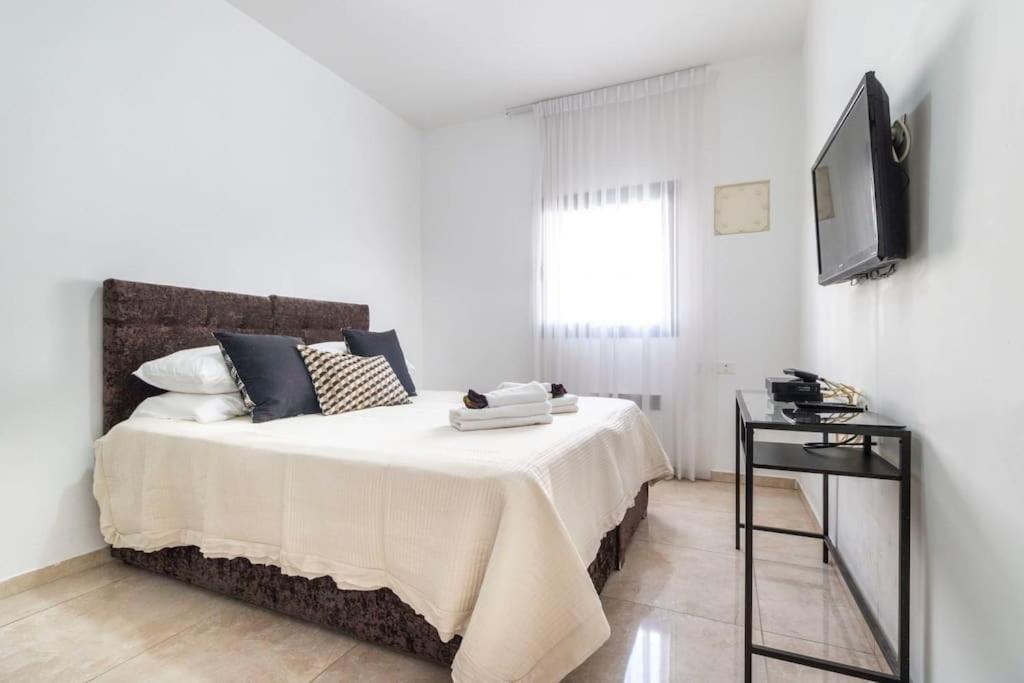 Luxury 3 Bedroom Apt, Harav Kook7 Kudüs Dış mekan fotoğraf