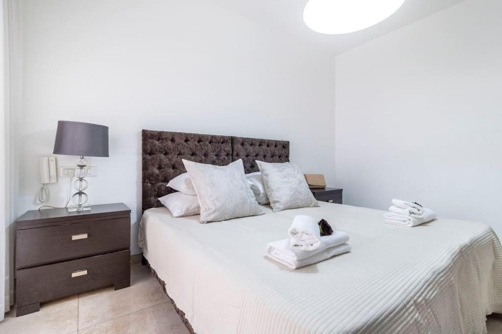 Luxury 3 Bedroom Apt, Harav Kook7 Kudüs Dış mekan fotoğraf