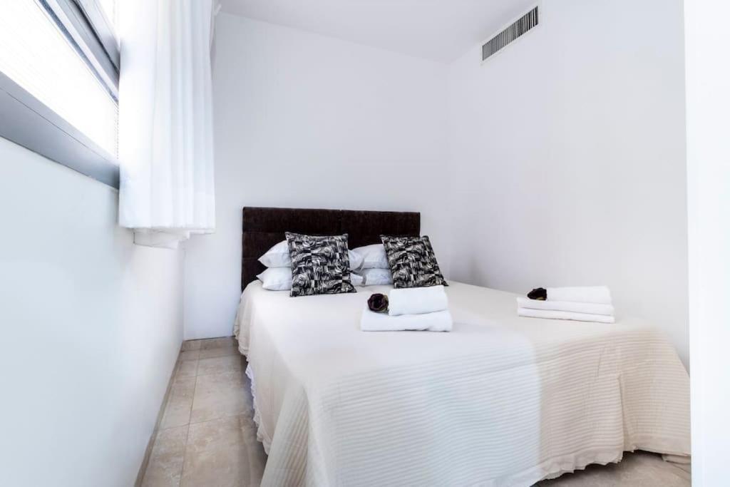 Luxury 3 Bedroom Apt, Harav Kook7 Kudüs Dış mekan fotoğraf