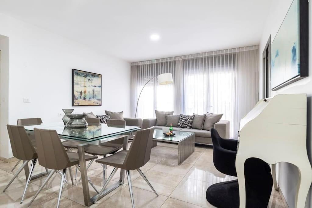 Luxury 3 Bedroom Apt, Harav Kook7 Kudüs Dış mekan fotoğraf